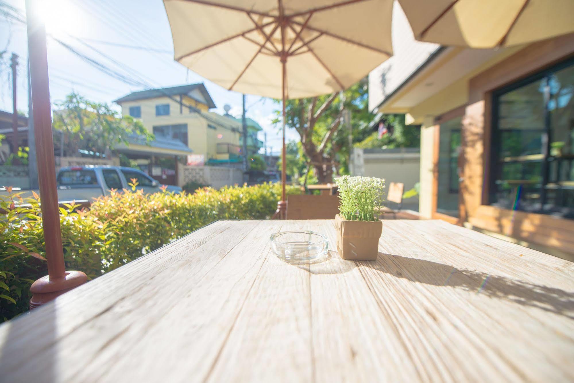 Hotel Oldtown Chiangmai Boutique à Chiang Mai Extérieur photo